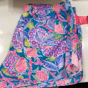 Lilly Pulitzer ocean trail shorts